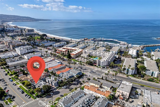 101 Broadway, Redondo Beach, California 90277, 3 Bedrooms Bedrooms, ,2 BathroomsBathrooms,Residential,For Sale,Broadway,SB25056727