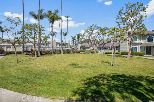 527 N Dartmouth Way, Anaheim CA: https://media.crmls.org/medias/7d1c4b41-bbe2-43f8-8af4-f87120234724.jpg
