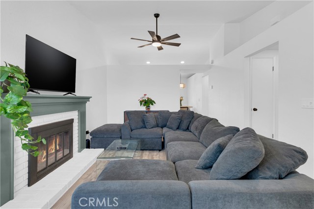 Detail Gallery Image 6 of 33 For 331 Wild Mustard Ln, Paso Robles,  CA 93446 - 2 Beds | 2 Baths