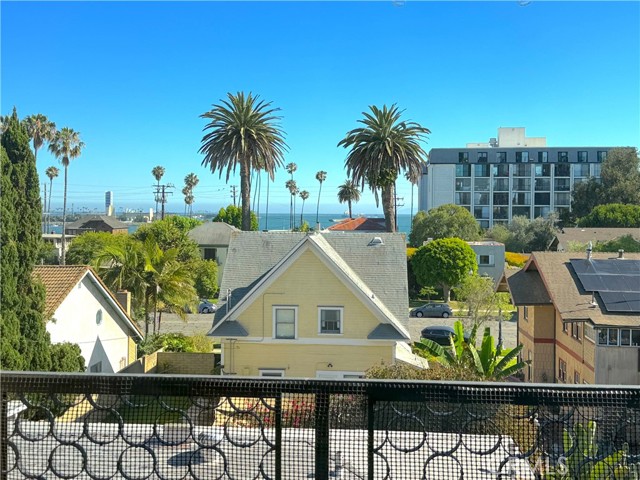2662 E 2nd Street, Long Beach CA: https://media.crmls.org/medias/7d1ca405-eeff-4468-80e9-f9028738ede7.jpg