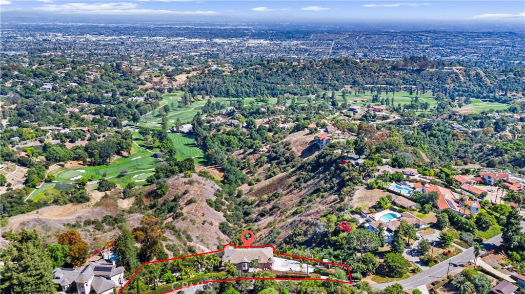 https://media.crmls.org/medias/7d1d208c-1752-4e70-add8-b0658960332e.jpg?preset=X-Large