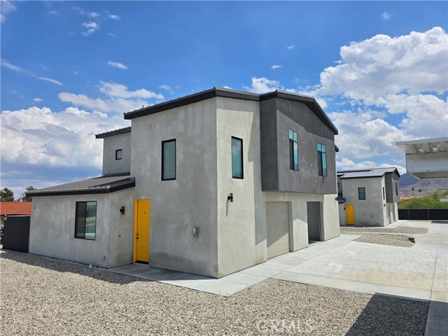 Detail Gallery Image 1 of 18 For 5967 Bagley Ave #2,  Twentynine Palms,  CA 92277 - 2 Beds | 2 Baths