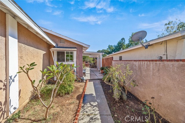 820 Cozy Court, Fallbrook CA: https://media.crmls.org/medias/7d1dd6e2-1d4c-4c27-9ce7-f09e699c3734.jpg