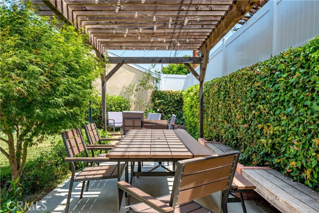 2270 Senasac Ave., Long Beach CA: https://media.crmls.org/medias/7d1e519d-2c17-47af-8227-d93f20d2c046.jpg