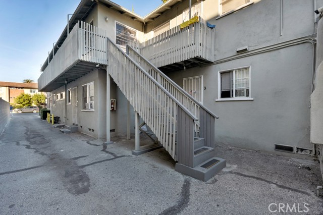 Detail Gallery Image 9 of 28 For 14622 Sylvan, Van Nuys,  CA 91411 - – Beds | – Baths