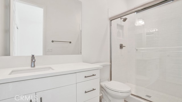 Detail Gallery Image 30 of 45 For 41 Ebb Tide, Newport Beach,  CA 92663 - 4 Beds | 3/1 Baths