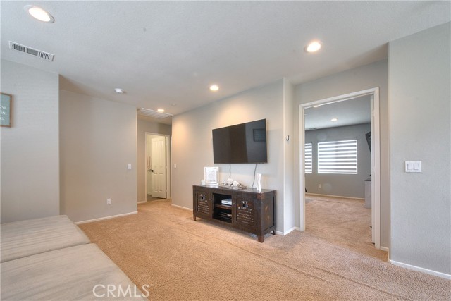29428 Bamboo Court, Winchester CA: https://media.crmls.org/medias/7d2026e4-946a-4c16-af5c-25c56269886e.jpg
