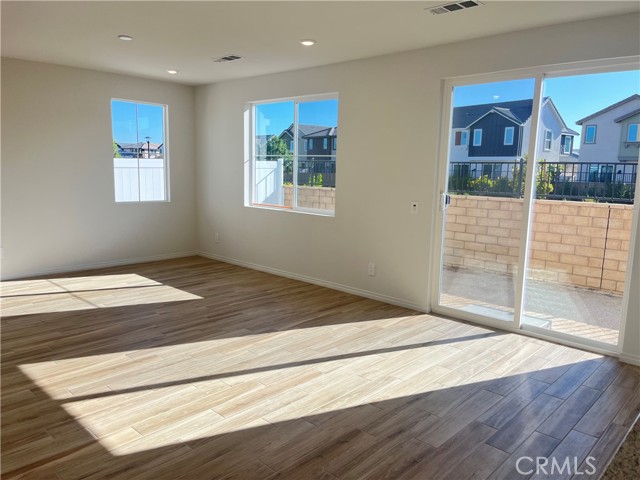 Living/dining