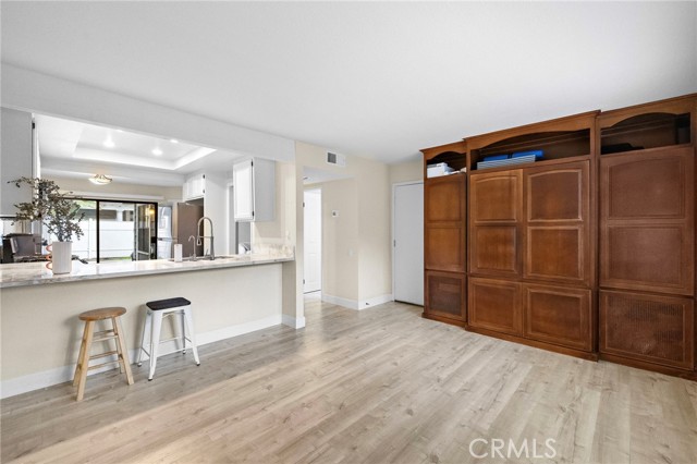 Detail Gallery Image 15 of 37 For 6 Fieldflower, Irvine,  CA 92614 - 3 Beds | 2/1 Baths