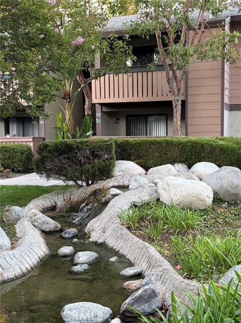 Detail Gallery Image 6 of 18 For 20702 El Toro Rd #243,  Lake Forest,  CA 92630 - 1 Beds | 1 Baths