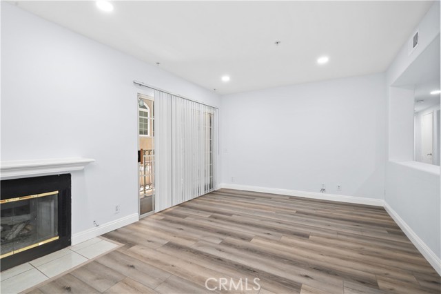 4259 Fulton Avenue, Sherman Oaks CA: https://media.crmls.org/medias/7d227eb8-54c2-4aae-bd48-8da0bb84edb0.jpg