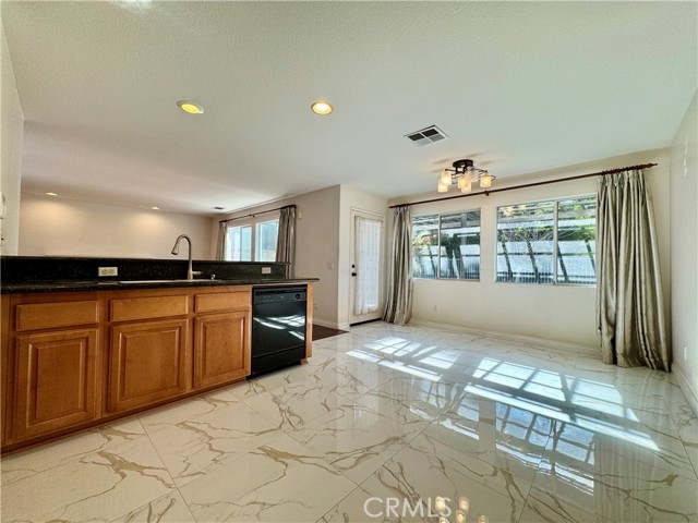 Detail Gallery Image 16 of 49 For 16612 China Berry Ct, Chino Hills,  CA 91709 - 4 Beds | 3/1 Baths