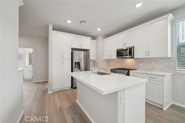 1553 Stratus Drive, Pomona CA: https://media.crmls.org/medias/7d25b15d-577b-4479-a7fd-67b76a636799.jpg