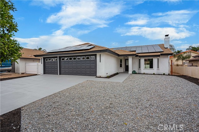 Detail Gallery Image 1 of 1 For 23822 Canyon Lake Dr N, Canyon Lake,  CA 92587 - 3 Beds | 2 Baths