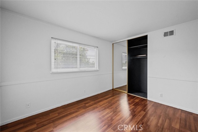 9882 Kings Canyon Drive, Huntington Beach CA: https://media.crmls.org/medias/7d2619e1-6577-4ada-82d8-ae19f12a733c.jpg