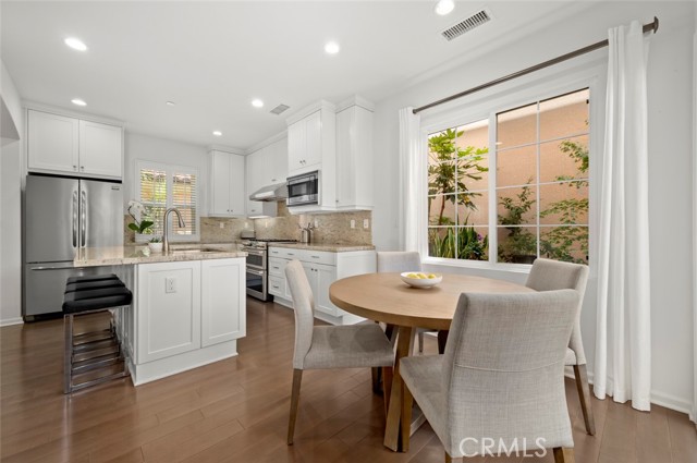 182 Firefly, Irvine CA: https://media.crmls.org/medias/7d262fe9-37f0-4b54-800e-1fbe49945585.jpg