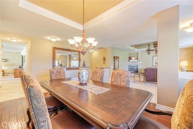 Image 8 of 72 For 2534 Desert Rose Drive