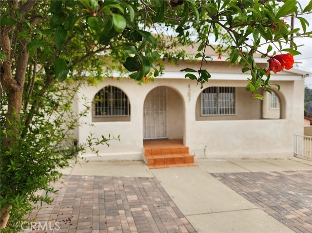 4297 Moonstone Drive, Los Angeles CA: https://media.crmls.org/medias/7d26aa2f-6c3a-4955-8382-052d412aa2df.jpg