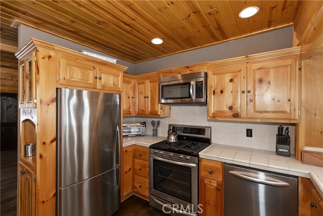 Detail Gallery Image 21 of 50 For 43442 Bow Canyon, Big Bear Lake,  CA 92315 - 3 Beds | 2 Baths