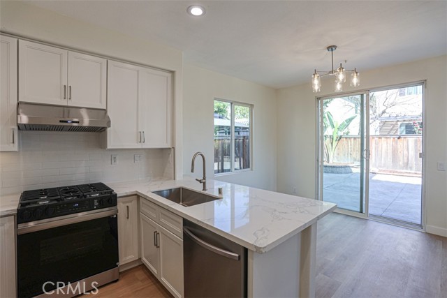 Detail Gallery Image 9 of 26 For 10780 Elm Cir, Stanton,  CA 90680 - 4 Beds | 2/1 Baths