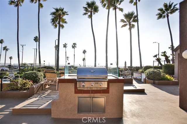 Detail Gallery Image 13 of 40 For 1200 Pacific Coast, Huntington Beach,  CA 92648 - 1 Beds | 1 Baths