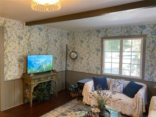 520 Millburn Road, Lake Arrowhead CA: https://media.crmls.org/medias/7d278655-345d-44f6-b10a-c4d7f40fb701.jpg