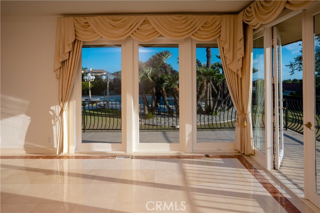 Detail Gallery Image 54 of 75 For 984 La Cresta Pl, Palos Verdes Estates,  CA 90274 - 6 Beds | 4 Baths