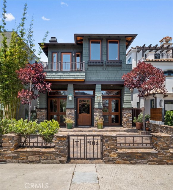 401 8th Street, Manhattan Beach CA: https://media.crmls.org/medias/7d2a222b-38f7-409e-b9b7-4720fd58912f.jpg