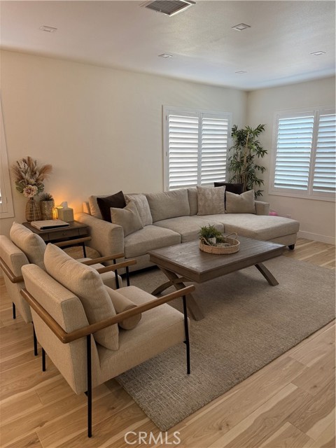 Detail Gallery Image 5 of 20 For 11413 Hayford, Norwalk,  CA 90650 - 3 Beds | 2 Baths