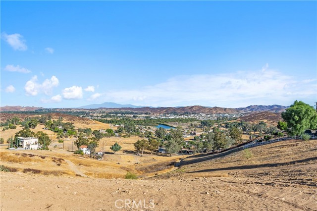 Detail Gallery Image 32 of 37 For 29492 Nichols St, Lake Elsinore,  CA 92530 - 3 Beds | 2 Baths