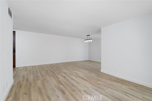 4080 Via Marisol, Los Angeles CA: https://media.crmls.org/medias/7d2b5885-acdc-45d2-a7de-a44d6192ec9f.jpg