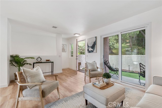 Front Image Thumbnail for CRSR26026233