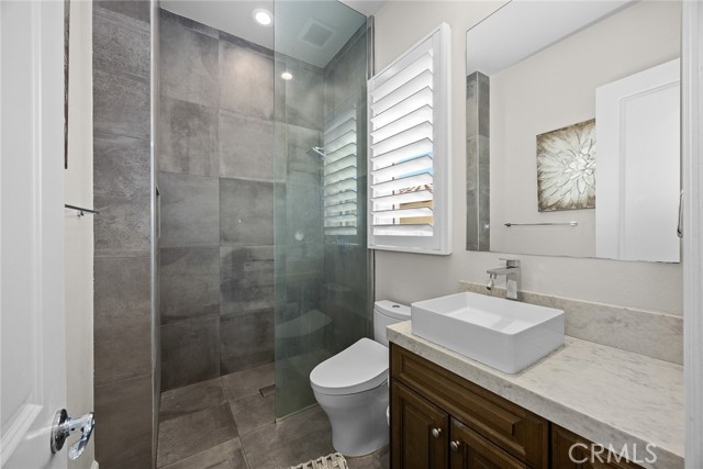 Detail Gallery Image 34 of 62 For 107 Clear Falls, Irvine,  CA 92602 - 5 Beds | 5/1 Baths