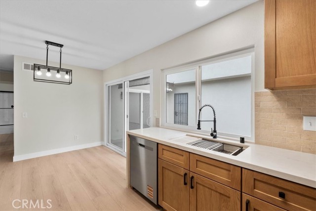 Detail Gallery Image 12 of 35 For 2171 S Magnolia Ave, Ontario,  CA 91762 - 3 Beds | 2 Baths