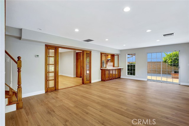 10938 Remmet Avenue, Chatsworth CA: https://media.crmls.org/medias/7d2d3951-73ef-488c-9330-6fd51cadc6e2.jpg