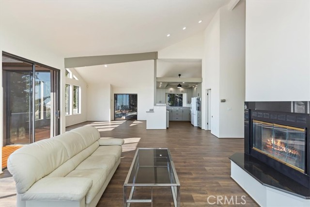33052 Piedras Grandes, Green Valley Lake CA: https://media.crmls.org/medias/7d2de2a9-5da0-4a95-998c-f63e274c09e1.jpg