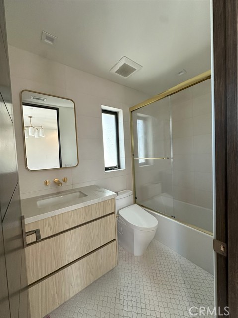 Detail Gallery Image 30 of 36 For 230 2nd St, Huntington Beach,  CA 92648 - 3 Beds | 3/2 Baths