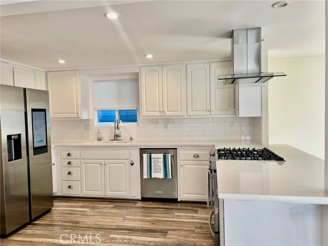 Detail Gallery Image 14 of 49 For 242 Lexington Circle, Newport Beach,  CA 92660 - 2 Beds | 2 Baths