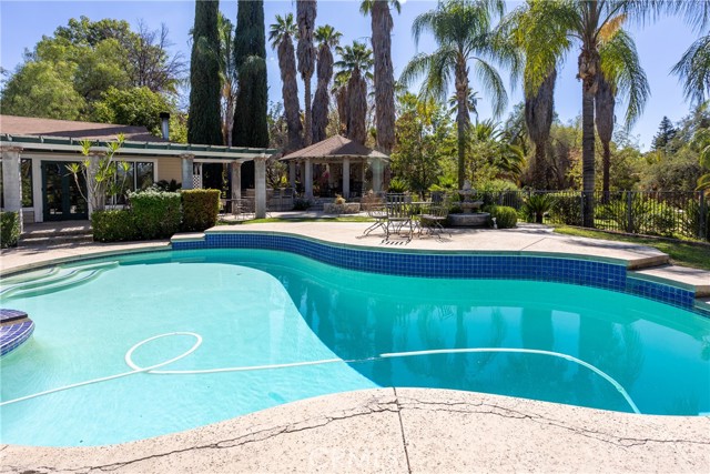 628 Sunnyside Avenue, Redlands CA: https://media.crmls.org/medias/7d2f380a-fa5c-4ce2-916f-f9241a574c76.jpg