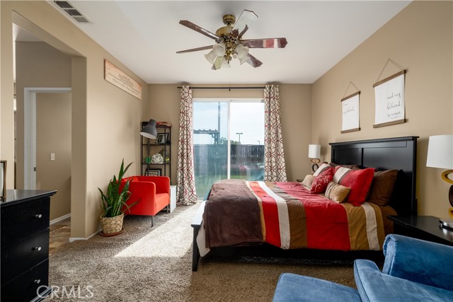8421 Long View Avenue, Hesperia CA: https://media.crmls.org/medias/7d2f65c6-634b-4c0e-b2b6-d820cd851a22.jpg