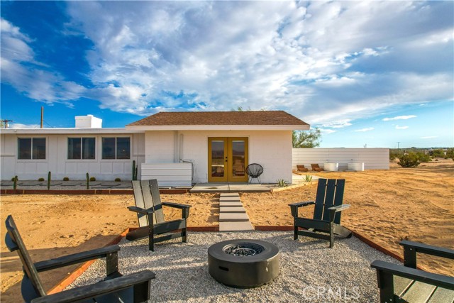 Detail Gallery Image 2 of 36 For 116 Rutho Rd, Twentynine Palms,  CA 92277 - 2 Beds | 2 Baths