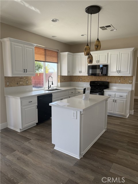 Detail Gallery Image 13 of 45 For 35602 Driftwood, Winchester,  CA 92596 - 4 Beds | 3 Baths