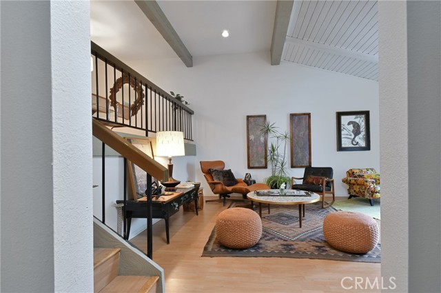 Detail Gallery Image 6 of 64 For 6265 Canoga #53,  Woodland Hills,  CA 91367 - 2 Beds | 2/1 Baths