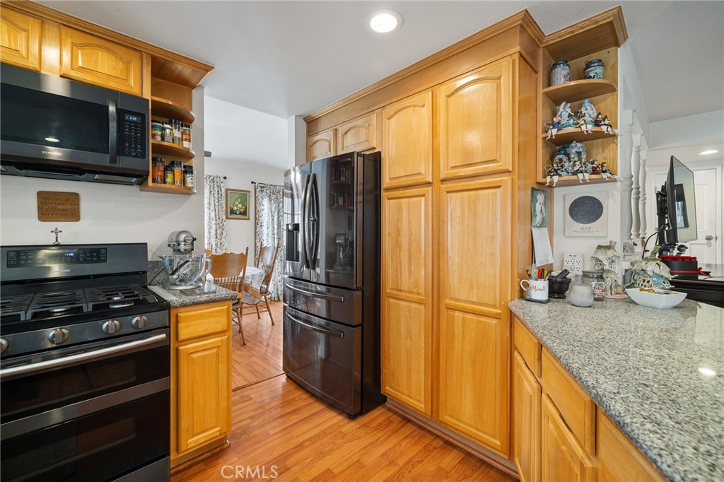 MLS #SR25253762 image #5