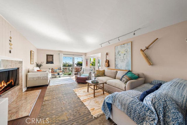 Detail Gallery Image 5 of 33 For 128 Crescent Bay Drive, Laguna Beach,  CA 92651 - 4 Beds | 3 Baths