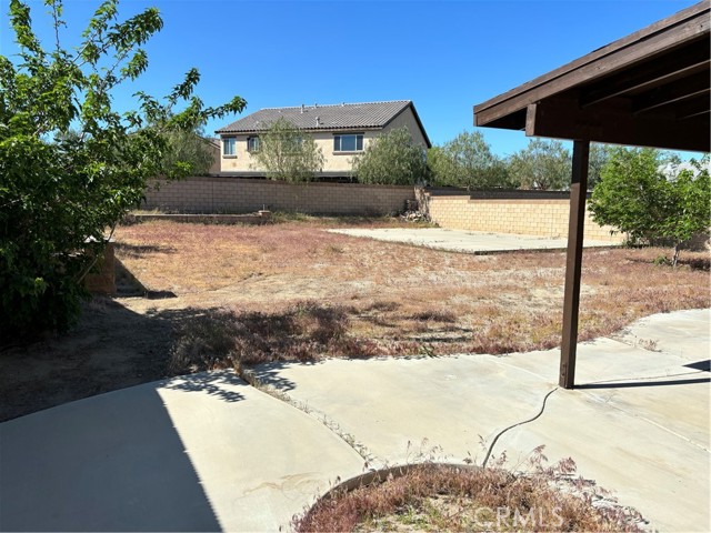 Detail Gallery Image 16 of 17 For 1610 E Avenue J2, Lancaster,  CA 93535 - 3 Beds | 2/1 Baths