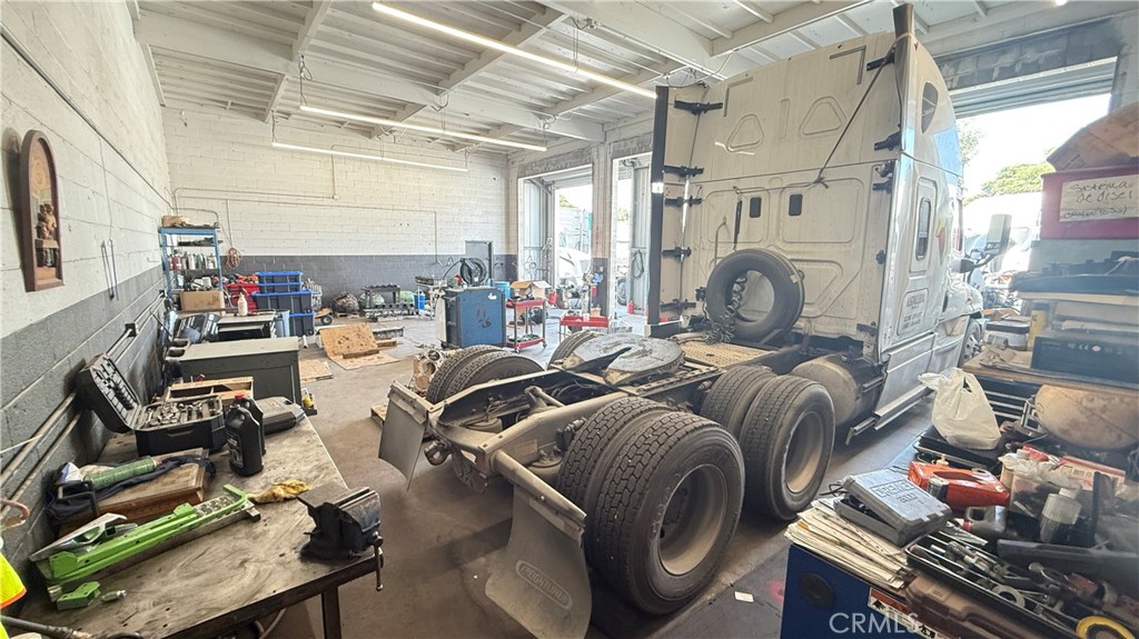 MLS #IV25216868 image #6