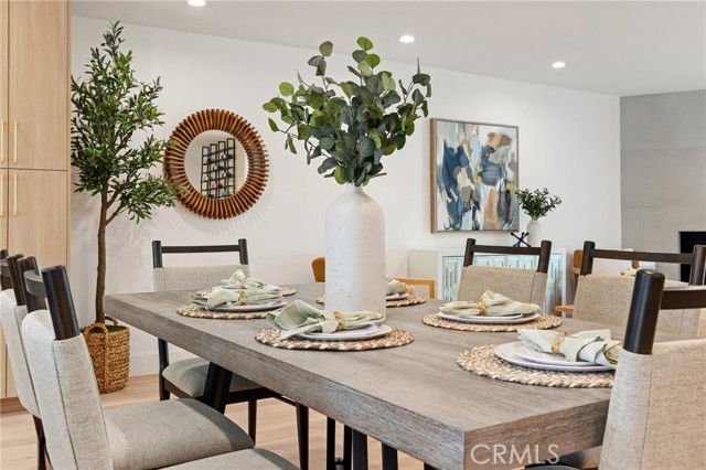 8840 Valjean Avenue, North Hills CA: https://media.crmls.org/medias/7d338b07-65a1-4092-8aa4-c0636261f97c.jpg
