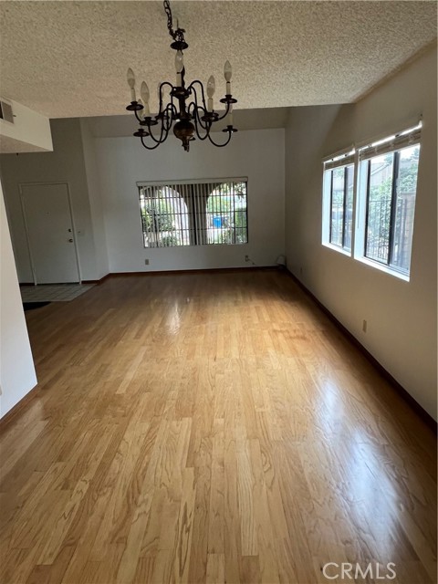 Detail Gallery Image 5 of 12 For 9 Skyline Ln, Phillips Ranch,  CA 91766 - 3 Beds | 2/1 Baths