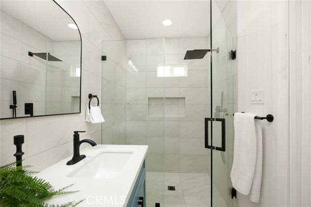 2133 Westminster photo 24